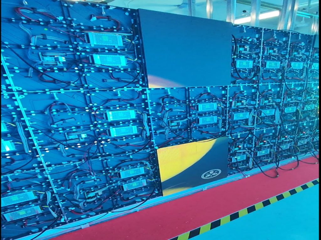Arclumin SG320-2.5 indoor fixed LED display, factory test, Germany order