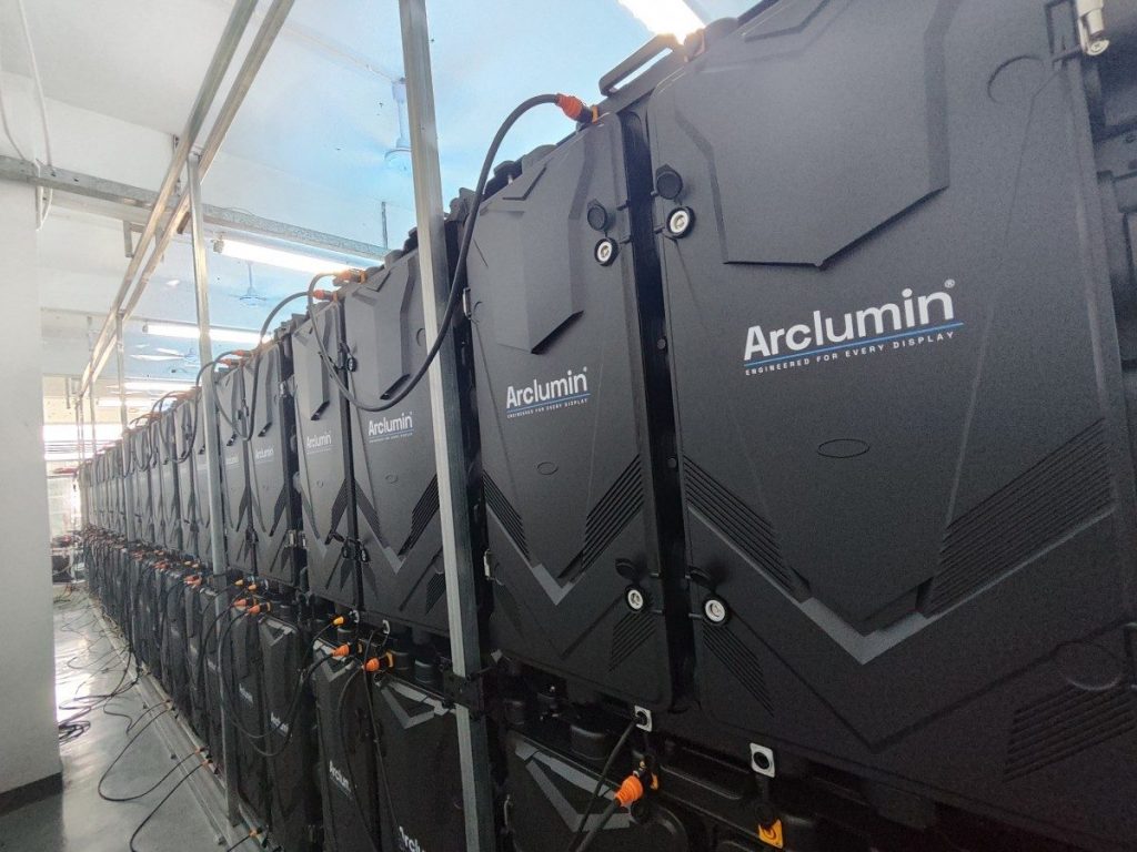 Arclumin TL960-4.0O rental LED panels, factory test, Bulgaria order