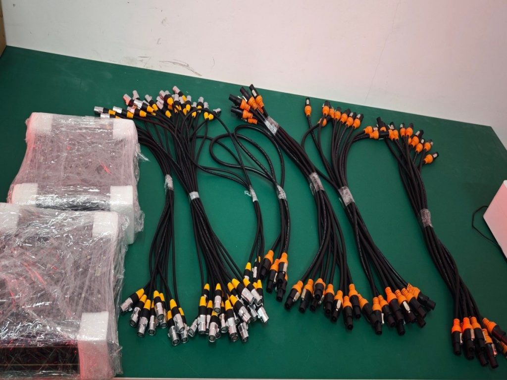 Arclumin TL1000-3.9O rental LED panels, factory test, Germany order