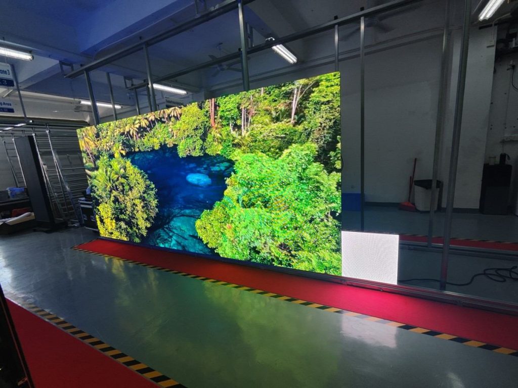 Arclumin TL500-3.9O rental LED panels, factory test, Italy order