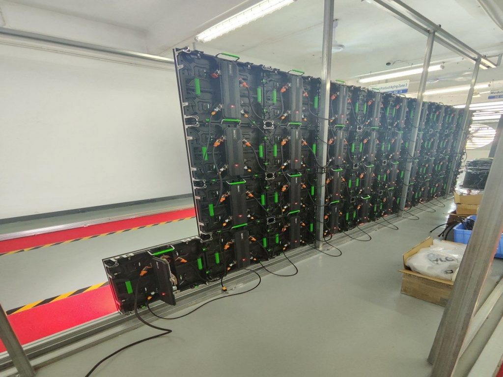 Arclumin TL500-3.9O rental LED panels, factory test, Italy order
