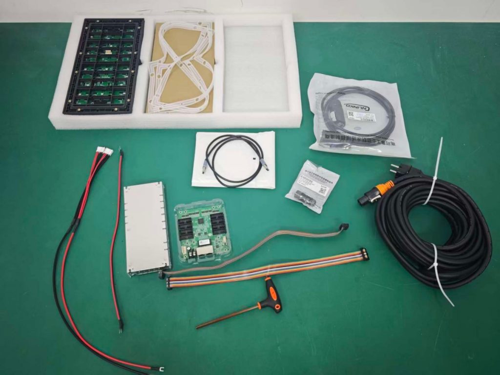 Arclumin WG640PRO-2.5 LED poster display, factory test, Italy order