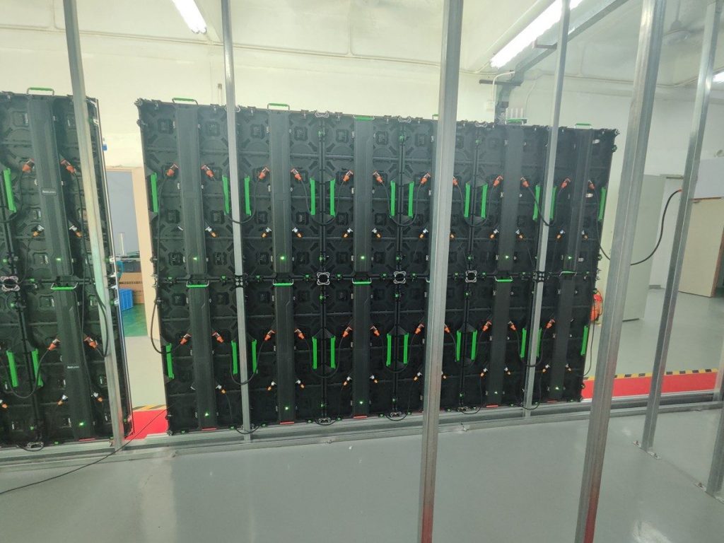 Arclumin TL1000-3.9O rental LED panels, factory test, Italy order